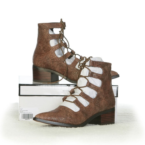 Miista Shoes - Ghillie Pointed Toe Lace-up Ankle Boot NWT